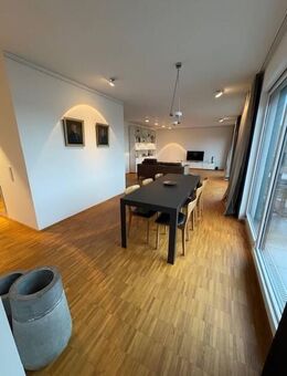 Dachgeschoss Dresden-Neustadt 4 - Raum- Etagenwohnung möbliert - Wohnen auf Zeit - Dresden