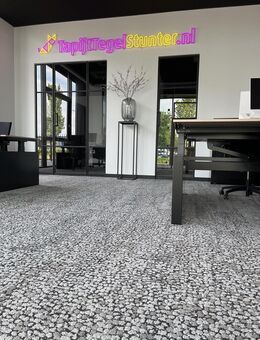 Preiswerte Qualitäts-Teppichfliesen im Teppichfliesen-Outlet - Emmerich (Rhein)