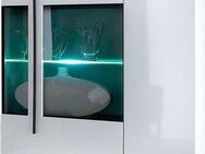 INOSIGN Vitrine Cantara, Vitrinenschrank in Eiche Evoke oder weiß, Standvitrine schwarzer Stangengriff, ausreichend Stauraum, vielseitig einsetzbar
