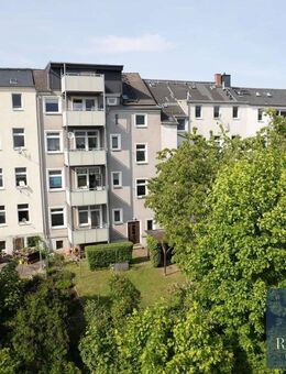 Kapitalanlage mit Weitblick: 6 Einheiten, Balkone, Garten & 100 % Vollvermietung in Reichenbach - Reichenbach (Vogtland)