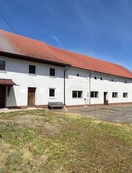 Landwirtschaftliches Anwesen mit Wohnhaus, Stall, Gebäuden und großzügiger Freifläche in Salgen zu verkaufen - Salgen