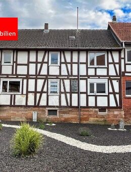 Denkmalgeschützter ehemaliger Dreiseitenhof - Marburg