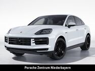 Porsche Cayenne, E-Hybrid Coupe | | |, Jahr 2022 - Plattling