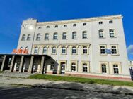 Objekt-Nr.: 14224 - großes Gewerbeobjekt mit Büro- und Lagerflächen und 3 Wohneinheiten in Falkenstein - Falkenstein (Vogtland)