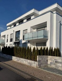 /// A+ Energieeffizienz - KFW 55 - & Erstbezug - TOP Lage - 2-Zimmer, Küche, Bad und Balkon in Baunatal Großenritte /// - Baunatal