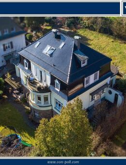 Sanierte Patriziervilla mit viel Platz mit Einliegerwohnung und guter Anbindung - Wuppertal