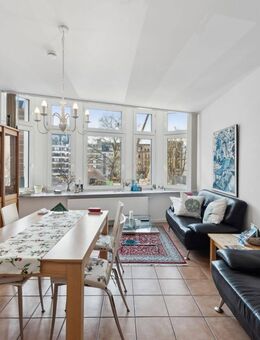 Helle, großzügige 3-Zimmerwohnung mit Balkon im Zentrum von Köln - Köln