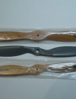 2 Holz Propeller EM-Prop 2-Blatt, 13,0 x 6,0 + 1 APC-2 13X6,5EP - Rheda-Wiedenbrück