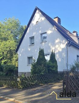 Doppelhaushälfte mit Garten, Stellplatz und Garage in ruhiger Lage von Salzgitter-Bad - Salzgitter