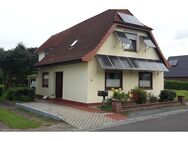 Auch als Generationshaus geeignet ! 1 - 2 Familienhaus mit Balkon, Terrasse, Garten und Garage - Bremen