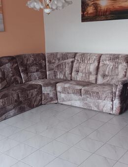 Verschenke Couch mit Sessel - Haldensleben