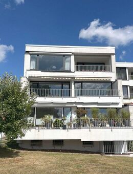 PURNHAGEN-IMMOBILIEN - Traumhafter Weserblick! Vegesack, 4-Zi.-Eigentumswohnung mit Loggia u. Garage - Bremen