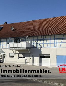 Gepflegtes Wohnhaus mit Gewerbehallen und großem Grundstück - Sauldorf