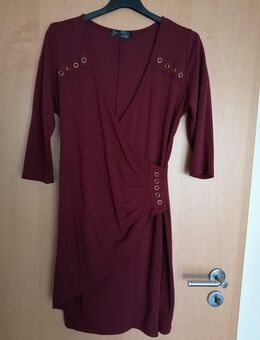 Kleid..Dunkel Rot - Hausach