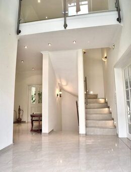 Luxuriös und stilvoll: Elegantes, großzügiges Einfamilienhaus mit exklusiver Ausstattung in Greven - Greven (Nordrhein-Westfalen)