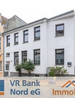 3 Wohneinheiten - 2 Gebäude: Wohnkomplex in Innenstadtnähe - Schleswig