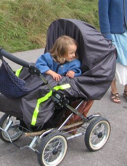 Emmaljunga Kinderwagen Duo Mondial, Babyschale und Kinderwagenaufwatz, sehr gut erhalten - Stuttgart