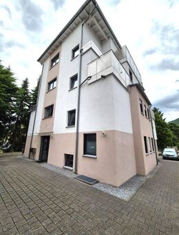 TOP ANLAGE~Modernes Mehrfamilienhaus in zentraler Wohnlage von Heubach~ - Heubach