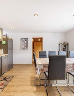 Ein- bis Zweifamilienhaus mit viel Potential und großem Garten, nahe Rattenberg - zu verkaufen - Rattenberg