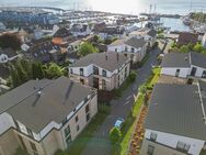 Ein besonderer Wohntraum mit atemberaubendem Ausblick auf die Förde und den Hafen von Laboe - Laboe