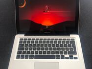 MacBook Pro 13" - Hamburg Altstadt