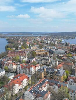 Historische Altbauwohnung im Herzen Potsdams: 5 Zimmer, 3 Balkone mit viel Licht, Luft und Ausblick - Potsdam