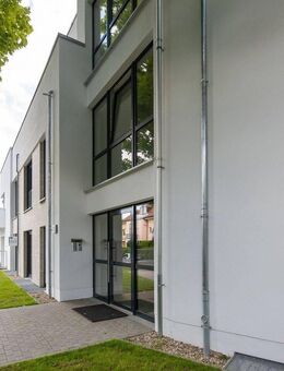 SOFORT EINZIEHEN!!! Bezugsfreie 4-Zimmer Wohnung, TG Stellplatz - Leipzig