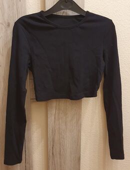 2 schwarze cropedtops 1x langarm 1x kurzarm von shein Größe xs(34) - Darmstadt