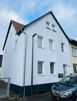 Haus mit 3 Wohnungen (ca. 117 m² Wohnfläche) in zentraler Lage von VS-Schwenningen - Villingen-Schwenningen
