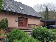 Zweifamilienhaus mit vielseitigen Nutzungsmöglichkeiten und schönem Garten in Adendorf - Adendorf