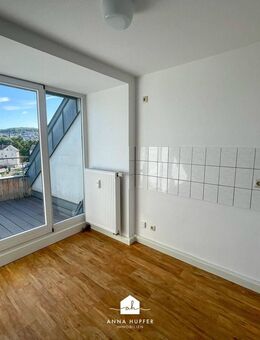 Schöne 2-Raum-Wohnung mit sonniger Dachterrasse - Gera