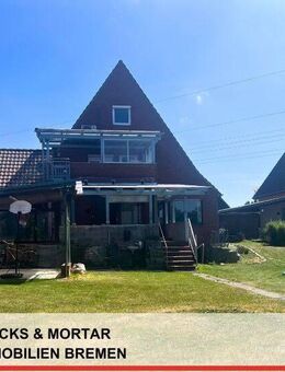 Freistehendes Haus mit Einliegerwohnung, Pool auf großem Grundstück - Bremen