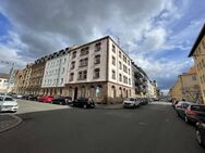 Ausbaufähiger Dachrohling mit sichtbaren Dachbalken und kreativen Gestaltungsmöglichkeiten - Nürnberg