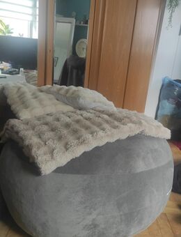 großer grauer Sitzsack - Geislingen (Steige)