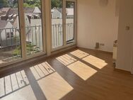 Charmante und individuelle Wohnung mit Balkon in der Mansarde! - Meißen