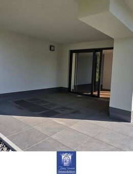 Stilvolles Wohnen im Neubau! Ruhig und grün, Terrasse, 2 Bäder, Fußbodenheizung! - Döbeln