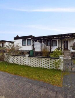 Ruhig gelegenes Haus im Bungalowstil mit Garage - Loitz