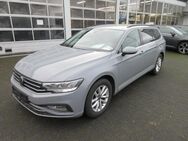 VW Passat Variant, 2.0 TDI Business STA, Jahr 2022 - Bergkamen