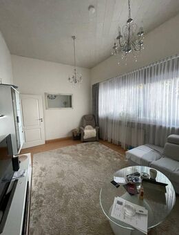 Attraktive 4-Zimmer-Erdgeschosswohnung in zentraler Lage - ideal für vielfältige Nutzungsmöglichkeiten - Nürnberg