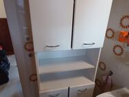 Weißer Hochschrank mit Stauraum – Ideal fürs Badezimmer - Owingen