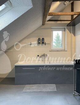 WEIHNACHTSANGEBOT 3% RABATT - Reihenmittelhaus mit 3 Wohneinheiten im Verkauf - Meerane