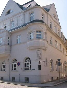 Imposantes Mehrfamilienhaus mit extra Grundstück - Schneeberg (Sachsen)