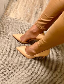 Damen Cut Off High Heels Pumps beige Gr.40 zu verkaufen 🤩😍 - München