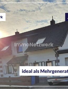TOP***Zweifamilienhaus mit 4 Garagen im Vorort von Elsdorf***NEU - Elsdorf (Nordrhein-Westfalen)