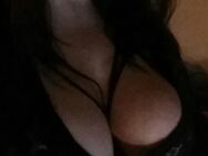 Cam2Cam Curvy Brüste 95 E Cam Webcam Livecam - Hannover