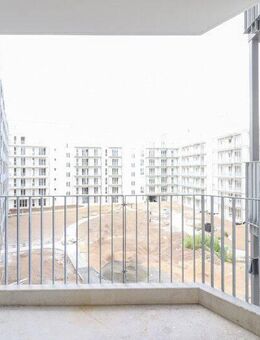 Lichtdurchflutete 3-Zi.-Etagenwohnung mit Balkon *WBS 2 erforderlich (3 PERS.)* - Frankfurt (Main)