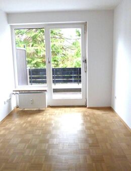 *** Ohne Provision *** Helle 3-Zi.-Whg. zum Selbstbezug oder für Kapitalanleger *** mit TG-Einzelstellplatz *** - München