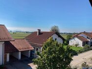 Freier Blick! Gute Raumeinteilung! 2 Zi.-Dachgeschosswohnung mit Südbalkon mit Bergblick - Feichten (Alz)