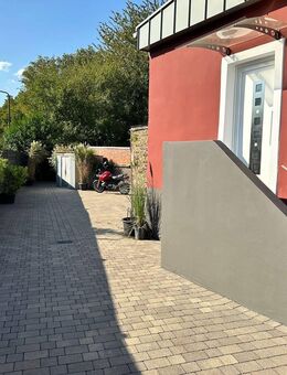 Individuelles und modernes 2 Personen Traumhaus in D-Vennhausen! - Düsseldorf