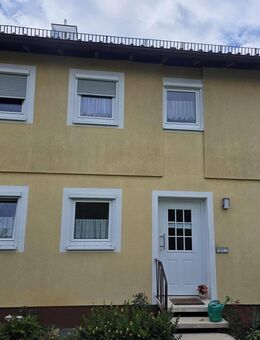 Ruhige Doppelhaushälfte mit Renovierungsstau - Rietheim-Weilheim